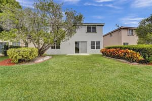 689 Vista Meadows Dr, Weston, FL 33327, Sold 07/25/24