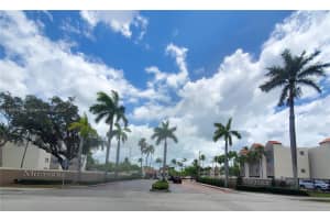 6195 NW 186th St, Hialeah, FL 33015, Sold 08/13/24