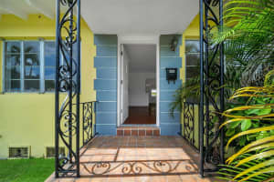 740 NE 116th St, Biscayne Park, FL 33161, Sold 09/16/24