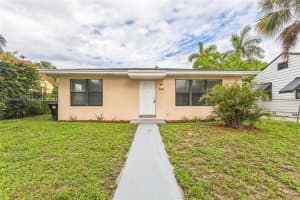 1211 S M St, Lake Worth Beach, FL 33460, Sold 11/15/24
