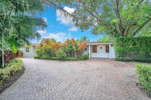 9760 Colonial Dr, Miami, FL 33157, Sold 12/05/24