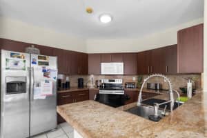 965 NW 129th Ave, Miami, FL 33182, Sold 09/23/24