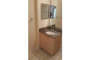 2586 Centergate Dr APT 206, Miramar, FL 33025, Sold 10/07/24