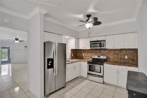 1560 NE 127th St APT 110, North Miami, FL 33161, Sold 09/30/24