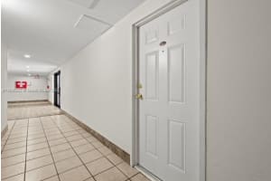 8075 NW 7th St, Miami, FL 33126, Sold 08/19/24