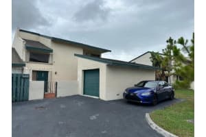 10810 SW 72nd St APT 163, Miami, FL 33173, Sold 10/03/24