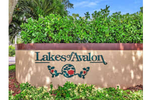 19225 NW 80th Ct, Hialeah, FL 33015, Sold 08/15/24