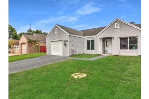 19225 NW 80th Ct, Hialeah, FL 33015, Sold 08/15/24