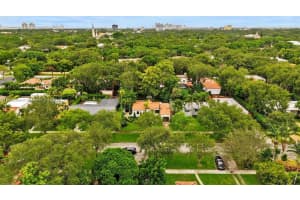 534 NE 102nd St, Miami Shores, FL 33138, Sold 12/02/24