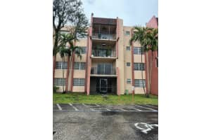 13701 Kendale Lakes Cir, Miami, FL 33183, Sold 09/17/24