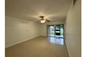 13701 Kendale Lakes Cir, Miami, FL 33183, Sold 09/17/24