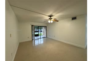 13701 Kendale Lakes Cir, Miami, FL 33183, Sold 09/17/24