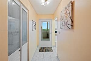 5860 NW 44th St, Lauderhill, FL 33319, Sold 10/24/24