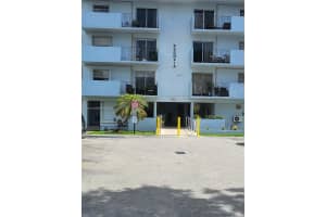 1221 SW 122nd Ave APT 106, Miami, FL 33184, Sold 12/09/24
