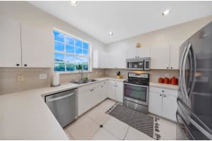 5312 NW 126th Dr, Coral Springs, FL 33076, Sold 08/12/24