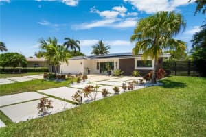 2701 NE 52nd St, Lighthouse Point, FL 33064, - MLS#A11605721
