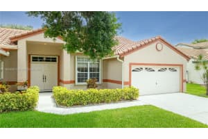9671 SW 14th Pl, Plantation, FL 33324, Sold 07/30/24