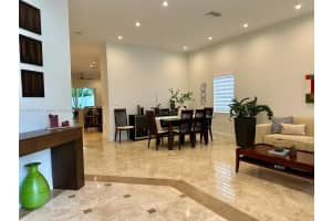 16411 Sapphire Dr, Weston, FL 33331, Sold 08/07/24