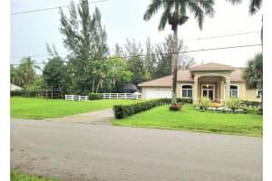 5020 SW 196th Ln, Southwest Ranches, FL 33332, Sold 09/17/24