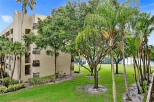 3000 NW 42nd Ave APT B305, Coconut Creek, FL 33066, Sold 11/07/24