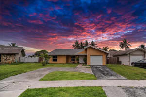 8211 SW 11th Ct, North Lauderdale, FL 33068, Sold 10/18/24