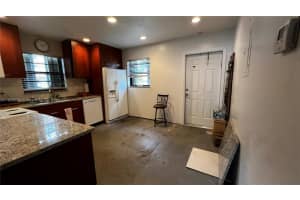 2 Briarwood Cir APT 101, Hollywood, FL 33024, Sold 01/31/25