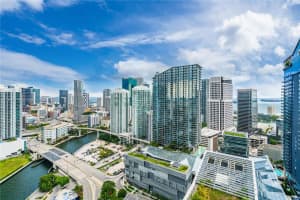 88 SW 7th St Apt 3209, Miami, FL 33130, Sold 01/13/25