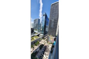 55 SW 9th St Apt 2609, Miami, FL 33130, Sold 12/27/24