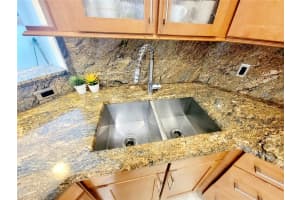 6301 N Falls Cir Dr APT 401, Lauderhill, FL 33319, Sold 11/23/24