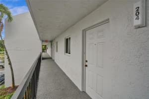 3120 Holiday Springs Blvd APT 204, Margate, FL 33063, Sold 11/29/24