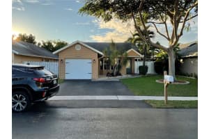 4461 NW 99th Terrace, Sunrise, FL 33351, Sold 09/03/24