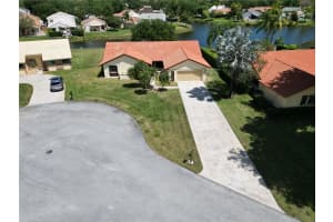 15021 Featherstone Way, Davie, FL 33331, Sold 11/14/24