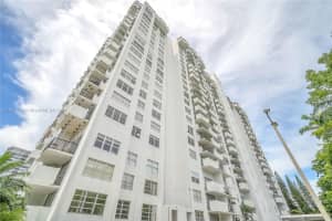 2780 Ne 183rd St 1601, Aventura