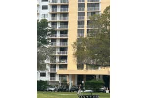 290 174th St, Sunny Isles Beach, FL 33160, Sold 10/31/24