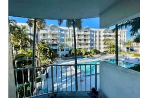 494 NW 165th St APT C306, Miami, FL 33169, - MLS#A11607405