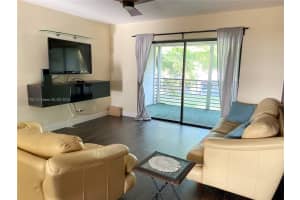 275 Gate Rd APT 214, Hollywood, FL 33024, Sold 09/12/24