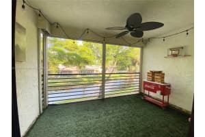 275 Gate Rd APT 214, Hollywood, FL 33024, Sold 09/12/24