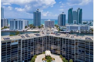 600 Parkview Dr APT 1119, Hallandale Beach, FL 33009, Sold 10/01/24