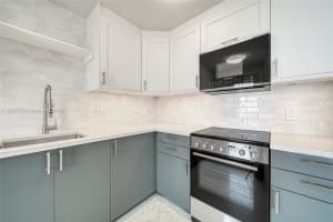 9700 E Bay Harbor Dr 508 Bay Harbor Islands, FL 33154 - MLS#A11607735