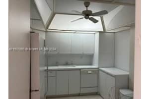 300 Bayview Dr APT 707, Sunny Isles Beach, FL 33160, - MLS#A11607850