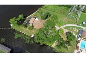 4420 Canal Dr, Sanford, FL 32771, Sold 12/18/24