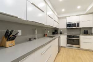 3801 S Ocean Dr 9p, Hollywood