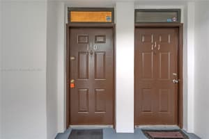 214 Lake Pointe Dr APT 110, Oakland Park, FL 33309, Sold 09/30/24