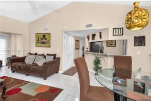 7 Vía De Casas Sur, Boynton Beach, FL 33426, Sold 09/09/24