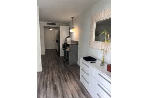 19201 Collins Ave #1124, Sunny Isles Beach, FL 33160, Sold 06/18/25