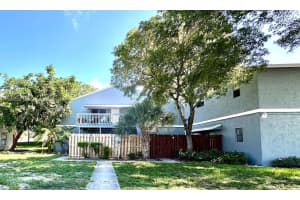 15 Crossings Cir h, Boynton Beach, FL 33435, Sold 10/31/24