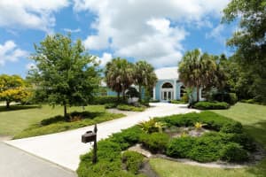630 SE Ashley Oaks Way, Stuart, FL 34997, Sold 01/16/25