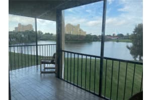 16325 Golf Club Rd APT 313, Weston, FL 33326, Sold 02/27/25