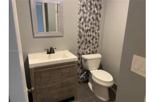 16325 Golf Club Rd APT 313, Weston, FL 33326, Sold 02/27/25