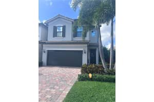 8307 Catria Ln, Wellington, FL 33467, Sold 08/08/24